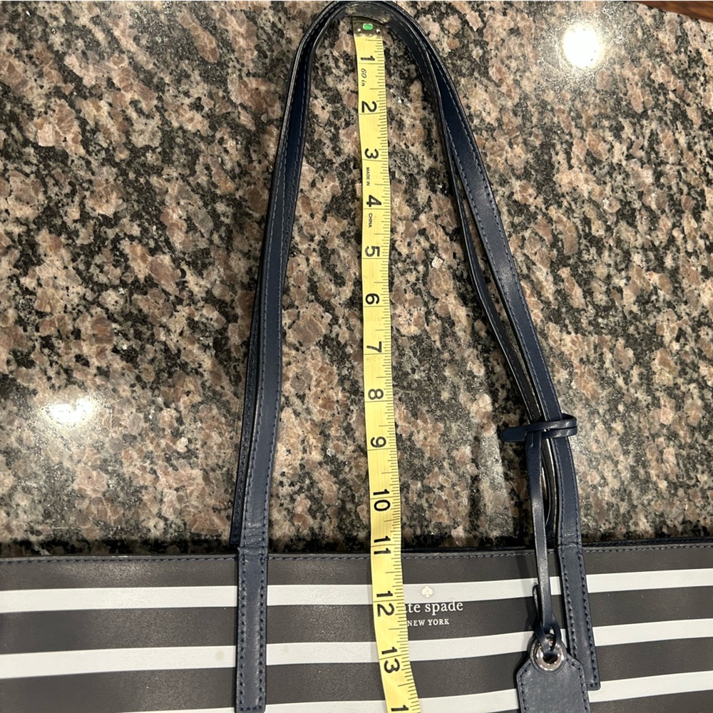 Kate Spade tote - Picture 9 of 10